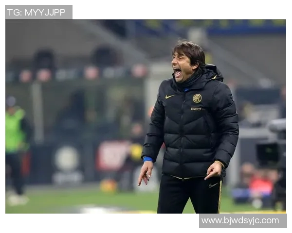 足球明星高清横版照片展现球场风采与激情瞬间的完美捕捉 足球明星高清横版照片展现球场风采与激情瞬间的完美捕捉