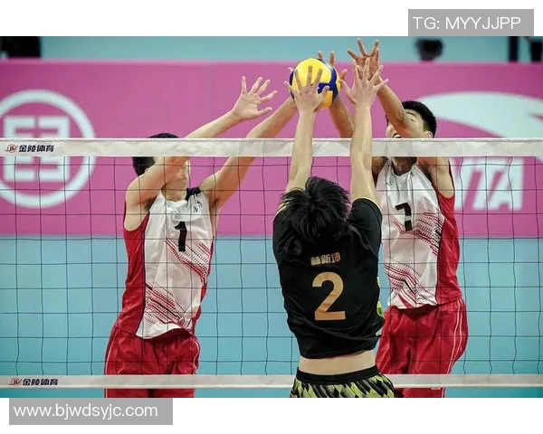 重庆排球队在钻石联赛中的团队协作表现分析与展望