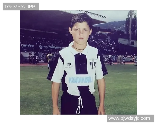 C罗传奇之路:从少年天才到足球世界的璀璨明星 C罗传奇之路:从少年天才到足球世界的璀璨明星